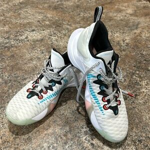 Nike Giannis Immortality Basketball Shoes